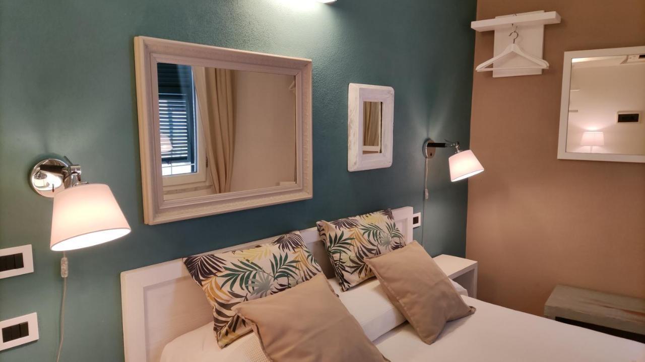 Santa Marta Rooms Vernazza Exteriör bild