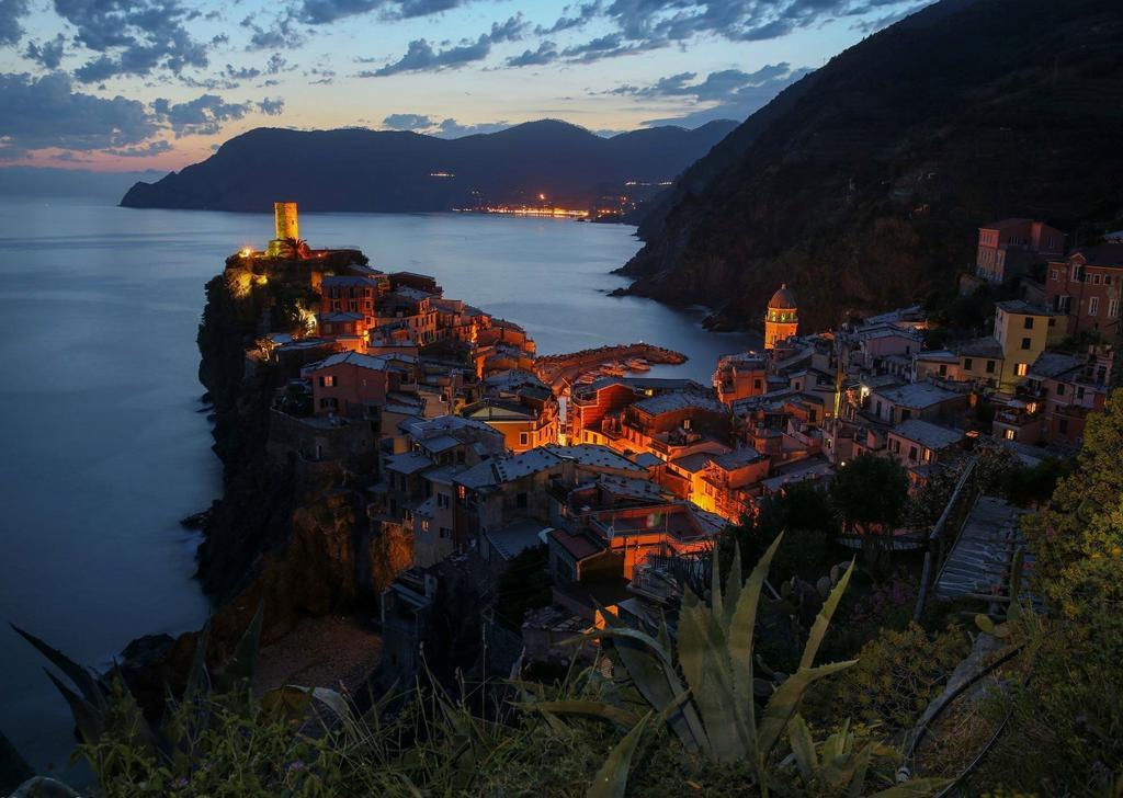 Santa Marta Rooms Vernazza Exteriör bild